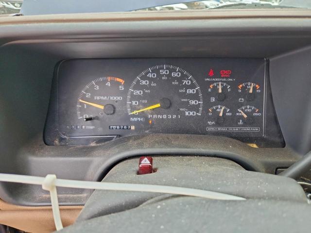 GMC Sierra C1500 Image 4