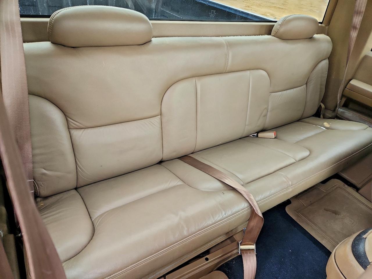 GMC Sierra C1500 Image 10