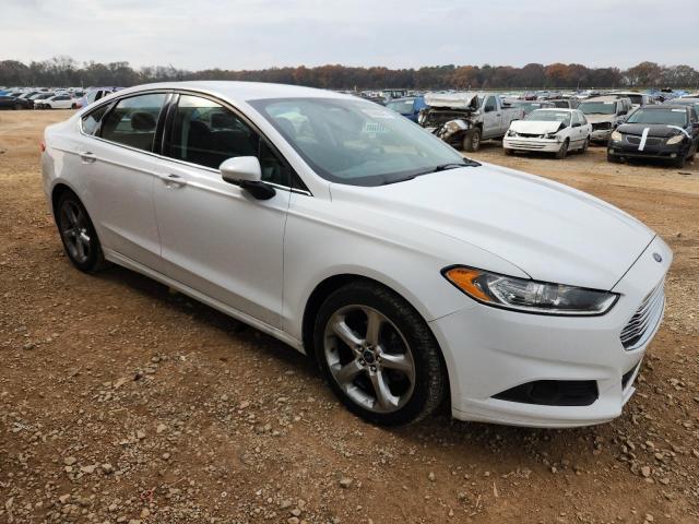 Ford Fusion S Image 11