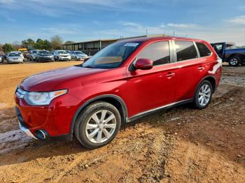 Salvage Mitsubishi Outlander