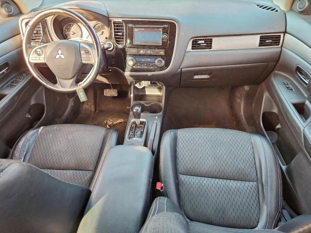 Mitsubishi Outlander Se Image 11