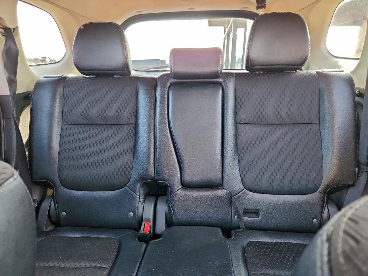 Mitsubishi Outlander Se Image 6