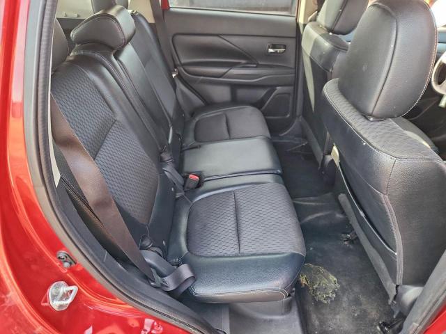 Mitsubishi Outlander Se Image 8