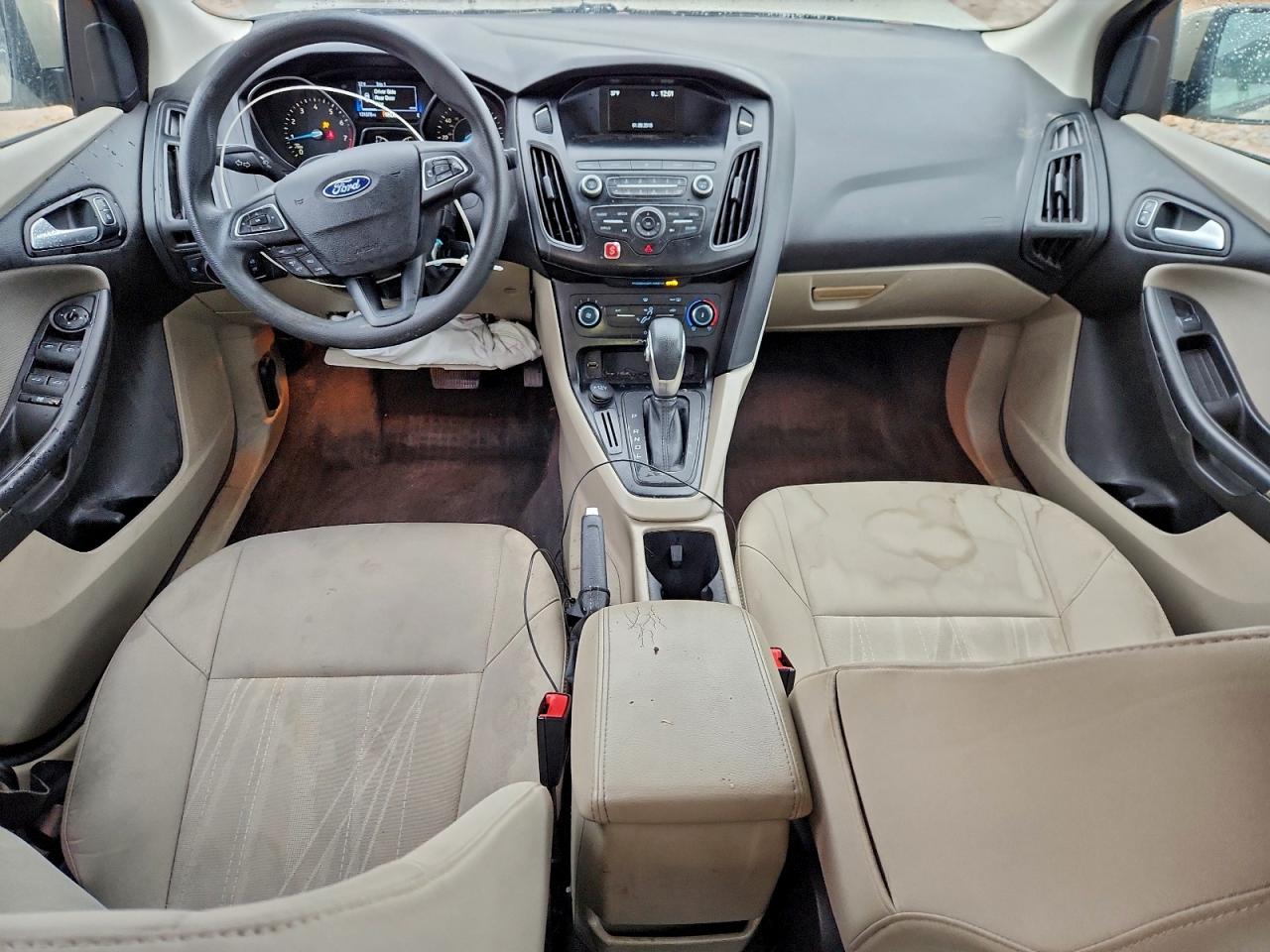 Ford Focus Se Image 6