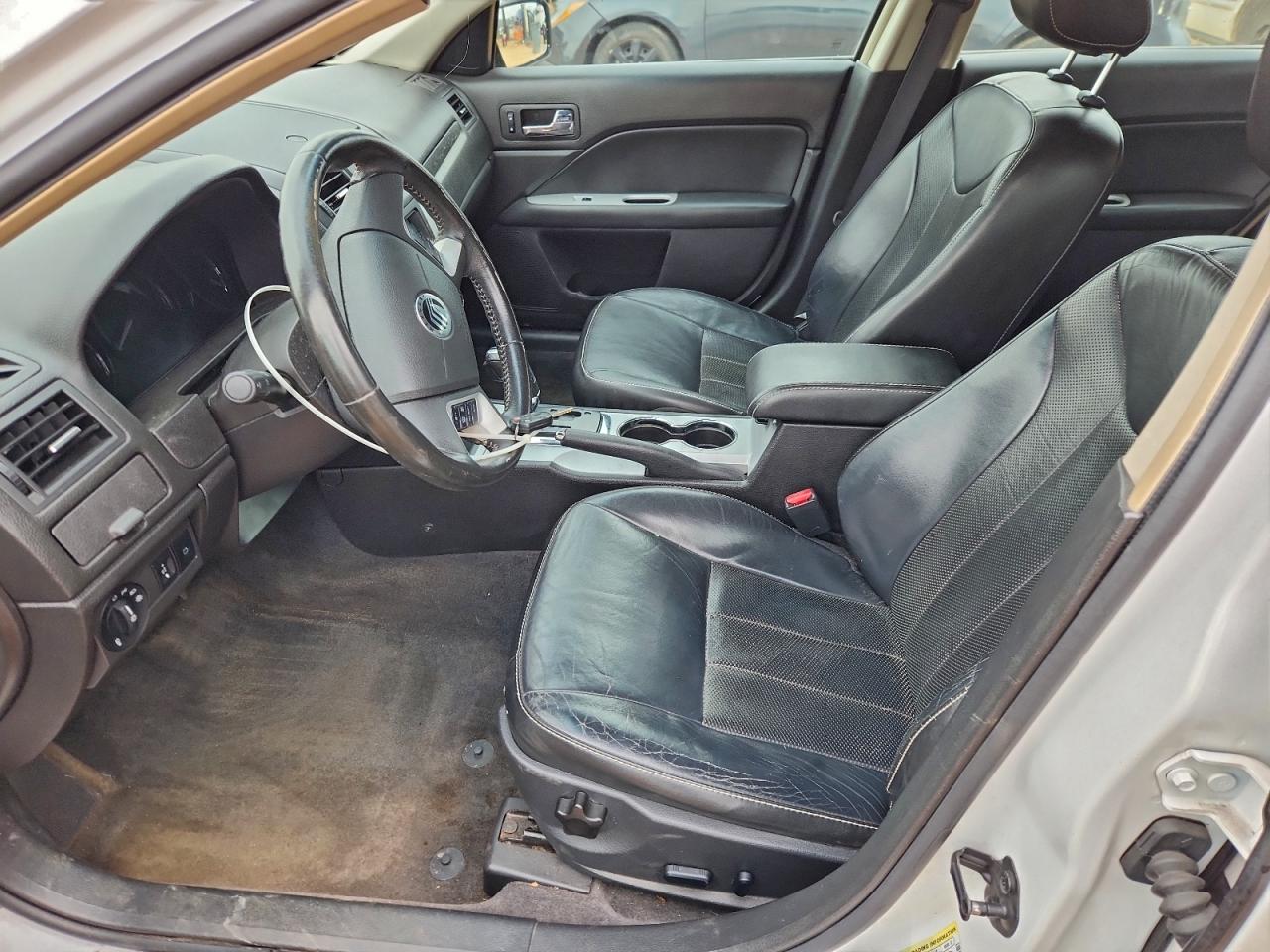 Mercury Milan Premier Image 8