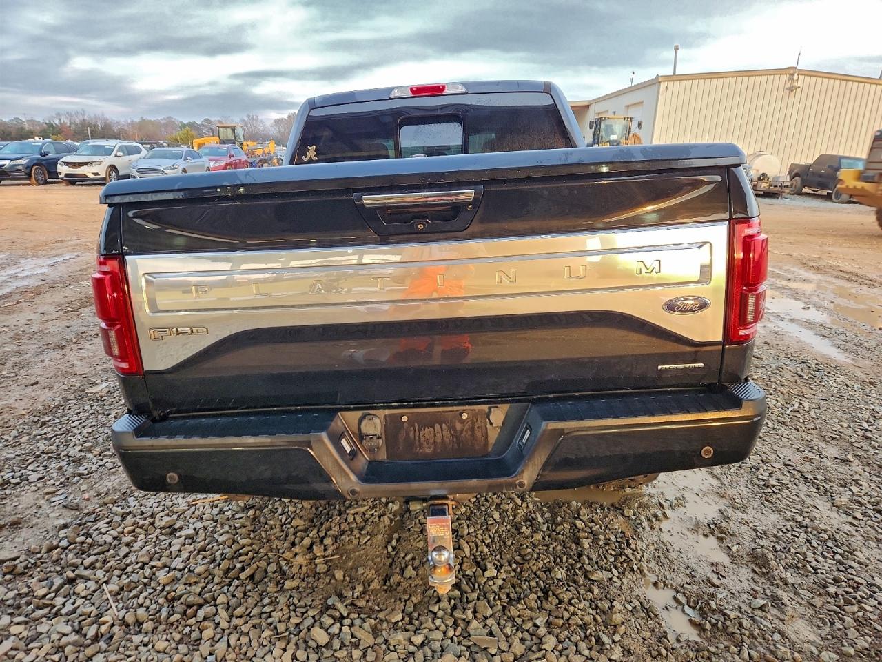 Ford F-150 Supercrew Image 3