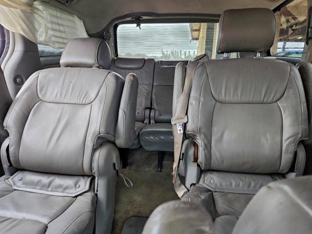 Toyota Sienna Xle Image 9