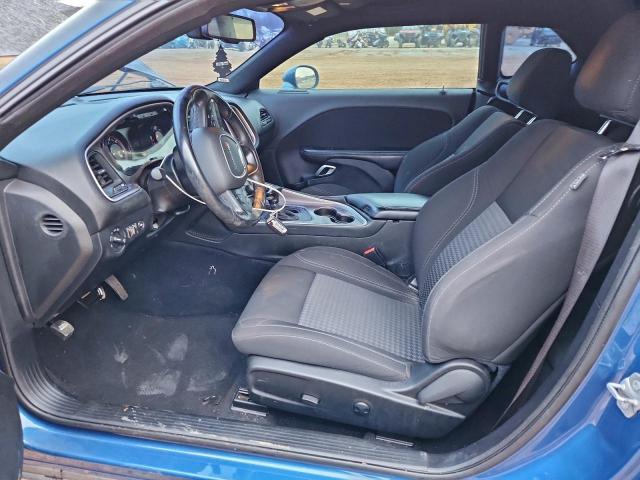 Dodge Challenger Sxt Image 8
