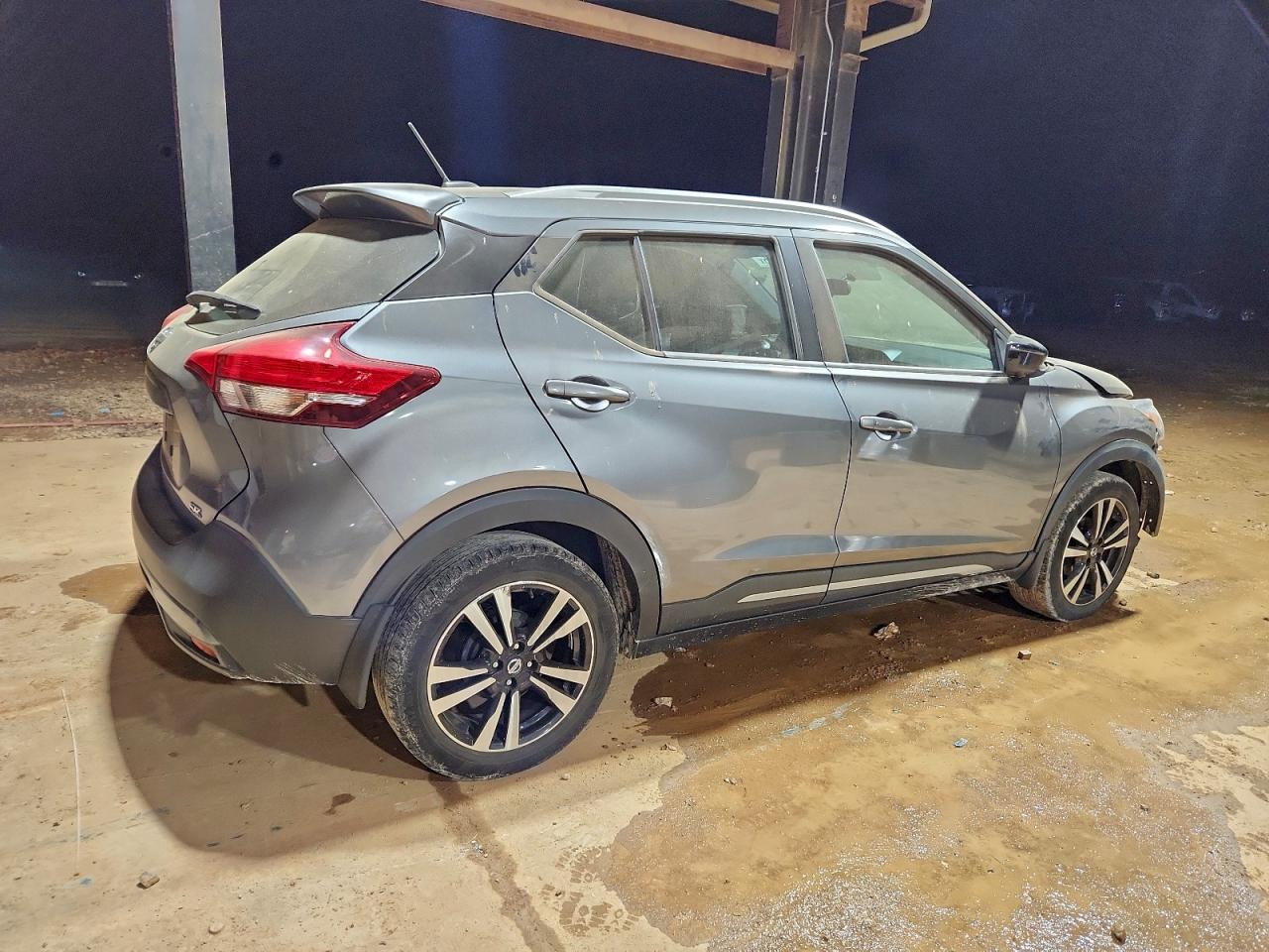 Nissan Kicks S Image 12