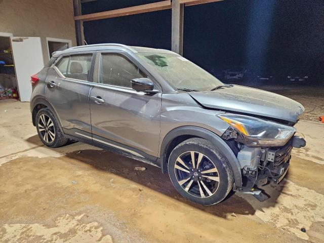 Nissan Kicks S Image 3