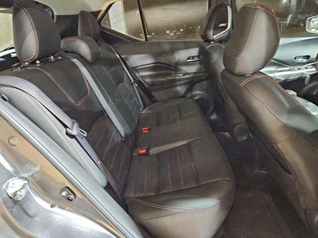 Nissan Kicks S Image 9