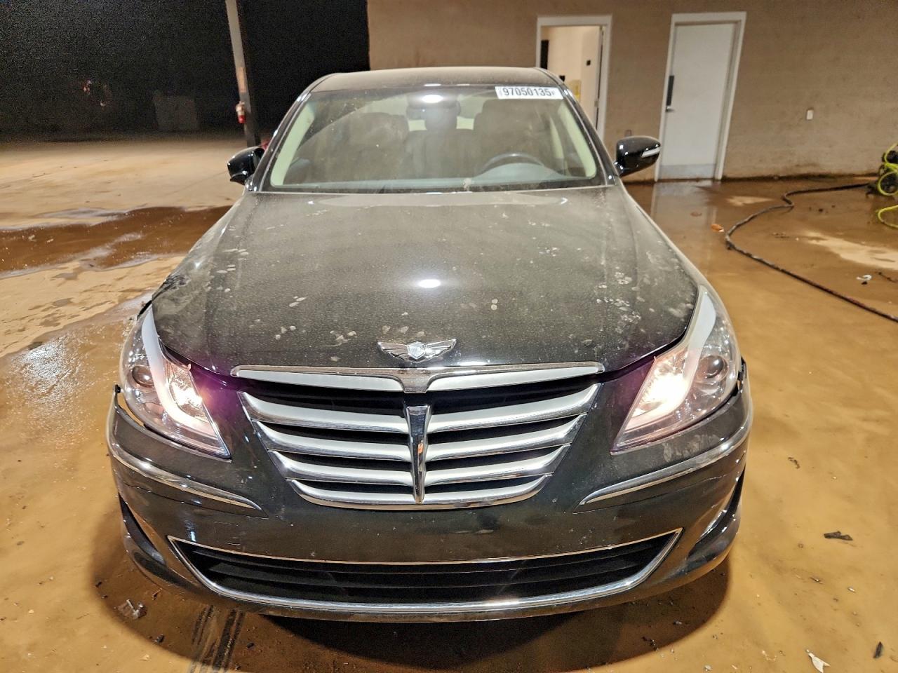 Hyundai Genesis 3.8l Image 9