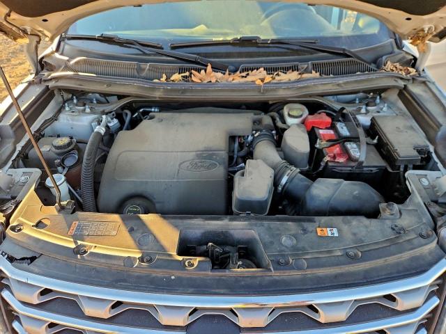 Ford Explorer Xlt Image 6