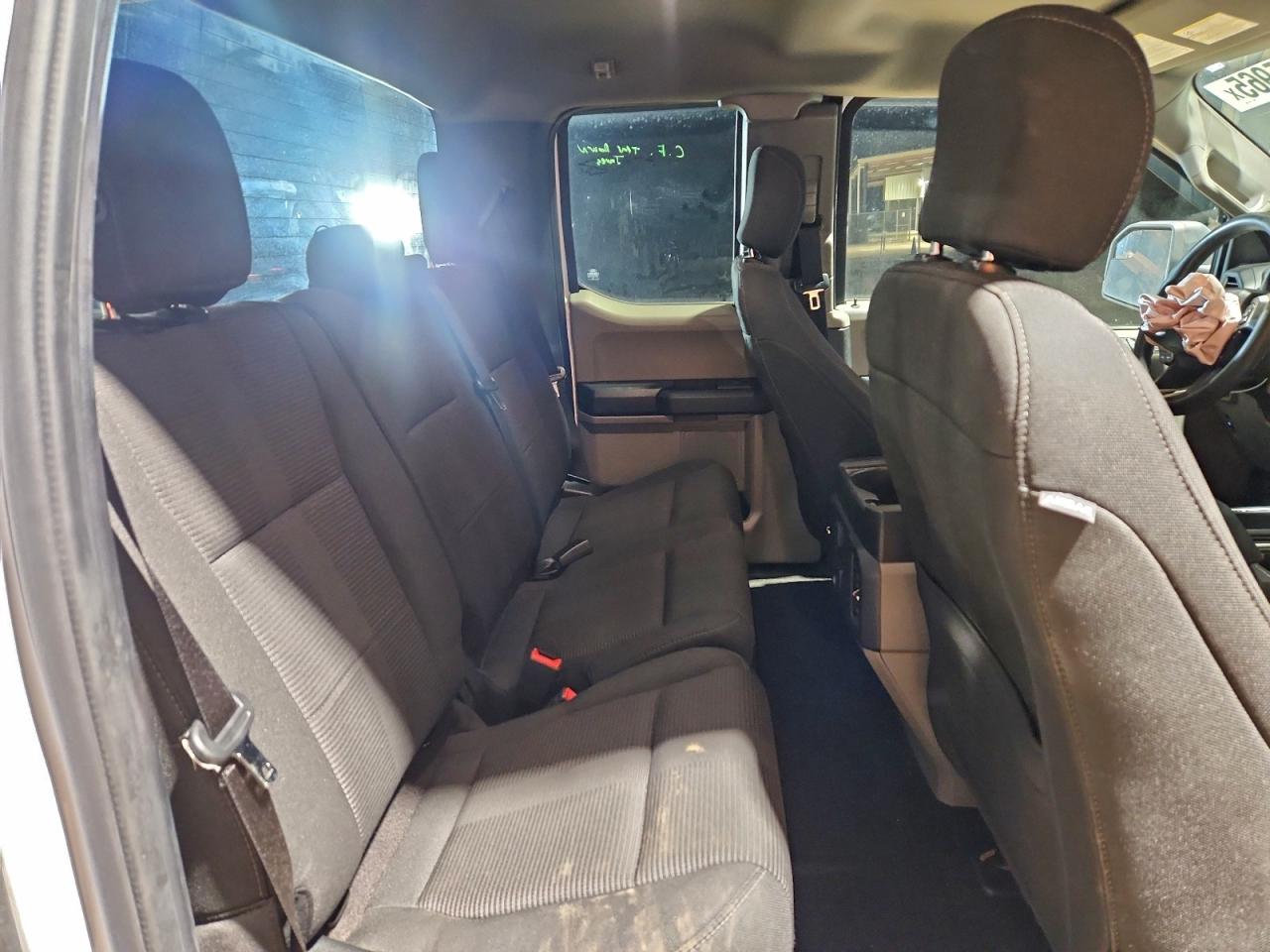 Ford F-150 Super Cab Image 11