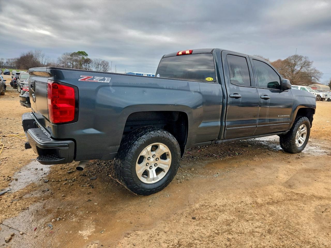 Chevrolet Silverado K1500 Lt Image 3