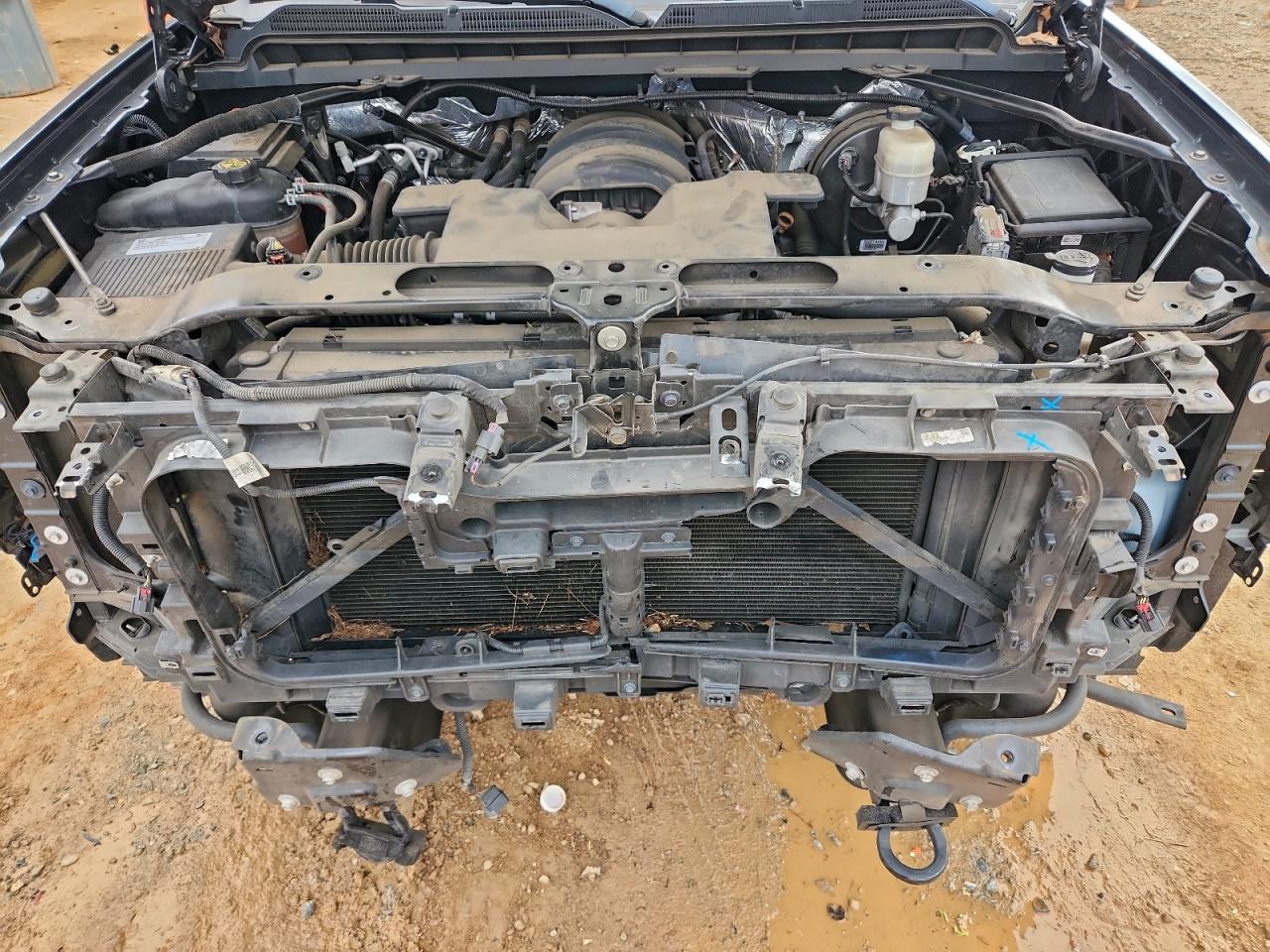 Chevrolet Silverado K1500 Lt Image 9