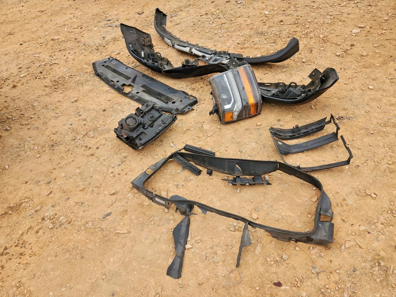 Chevrolet Silverado K1500 Lt Image 6