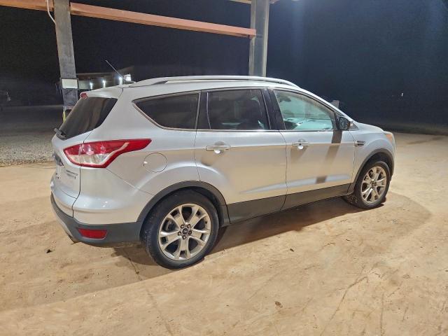 Ford Escape Titanium Image 10