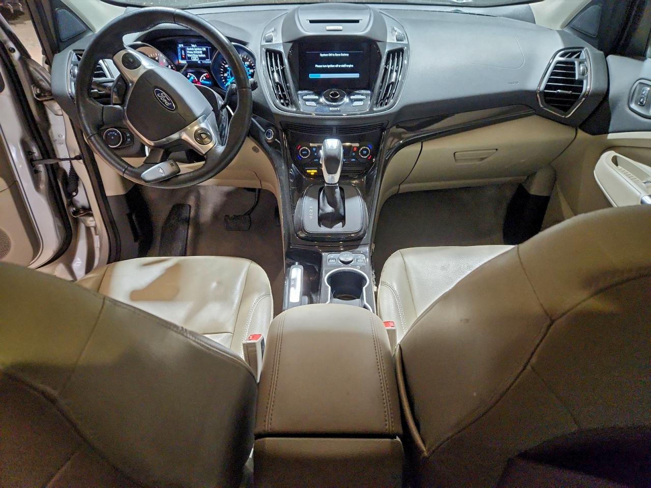 Ford Escape Titanium Image 8