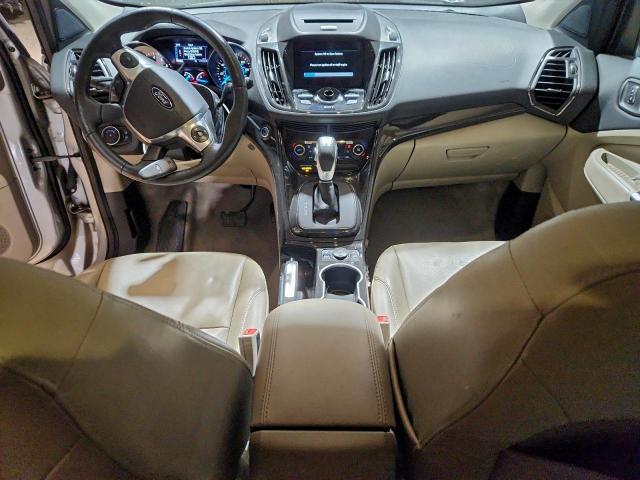 Ford Escape Titanium Image 8