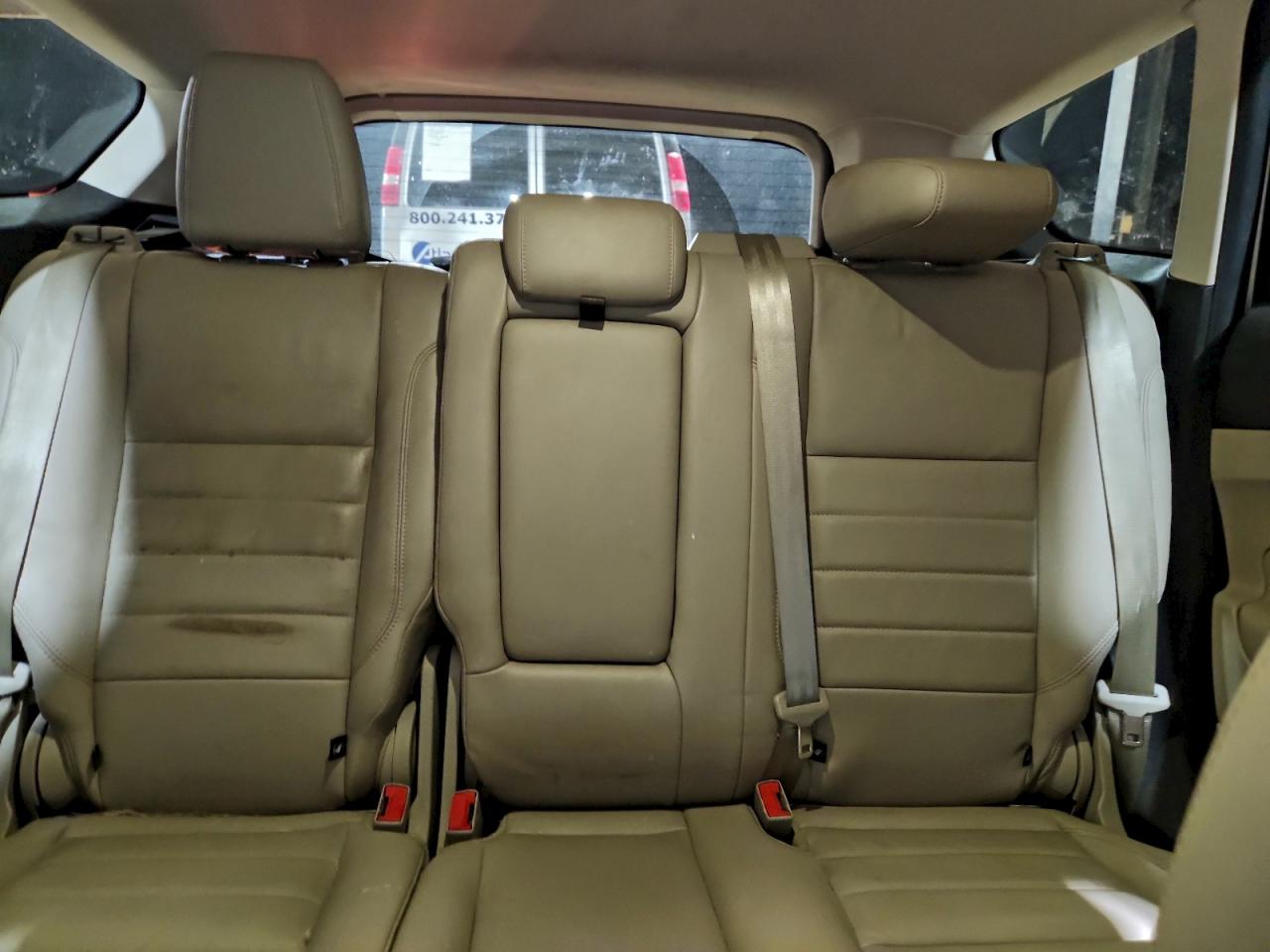 Ford Escape Titanium Image 3