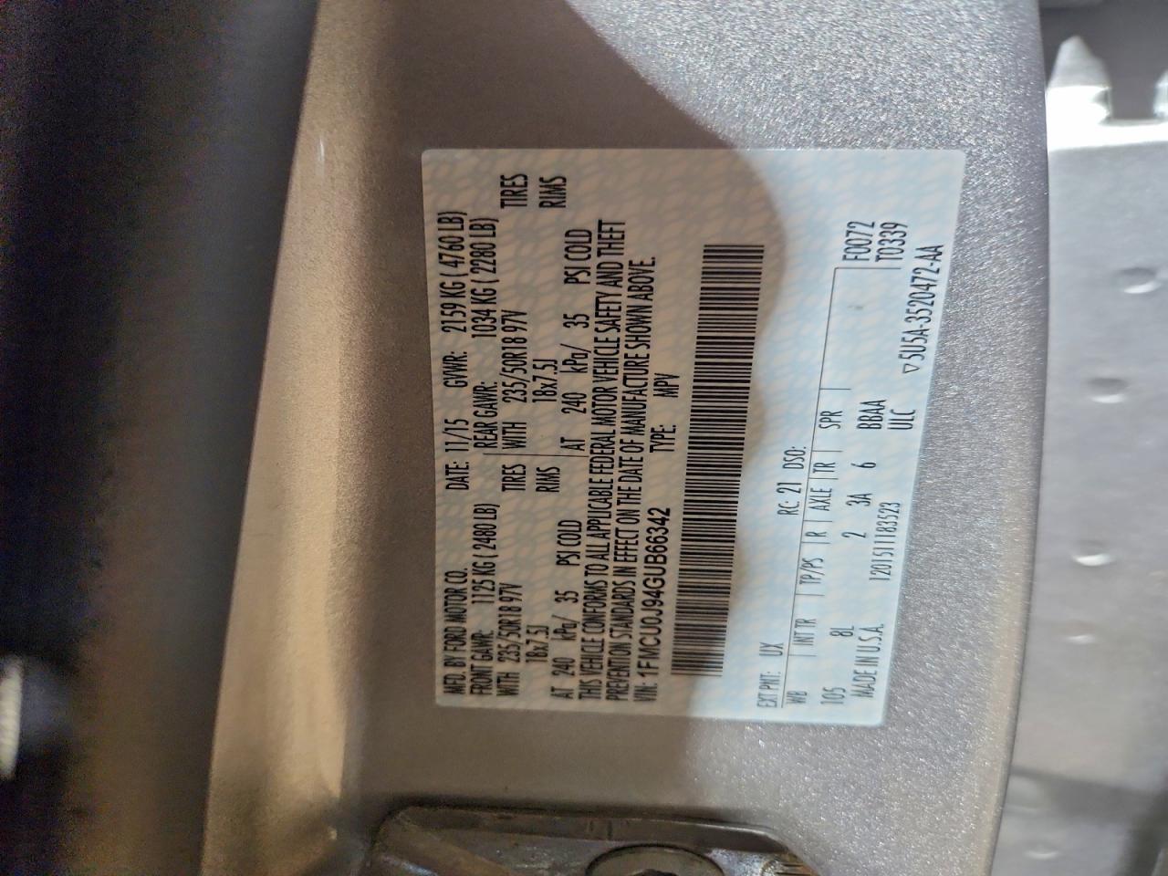 Ford Escape Titanium Image 2