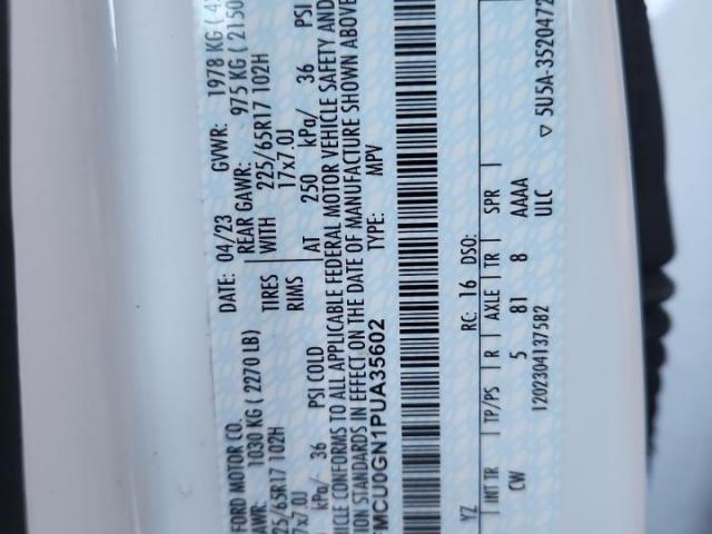 Ford Escape Active Image 4