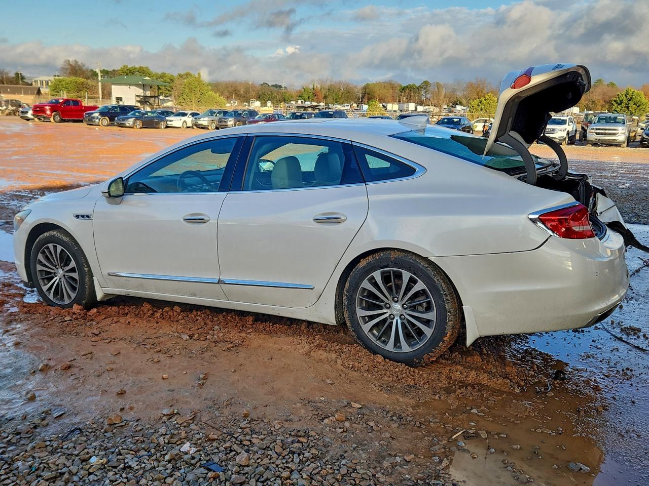 Buick LaCrosse Essence Image 7