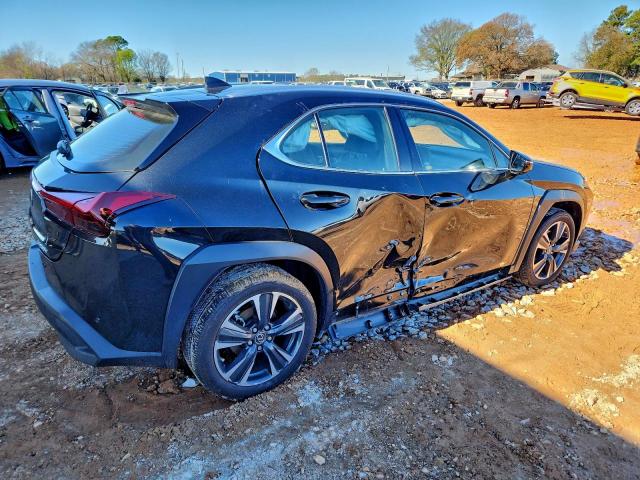 Lexus Ux 250h Base Image 13