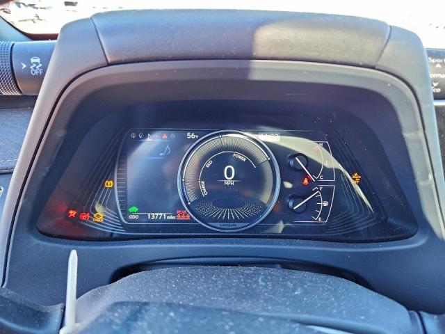 Lexus Ux 250h Base Image 2