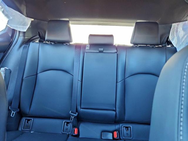 Lexus Ux 250h Base Image 12