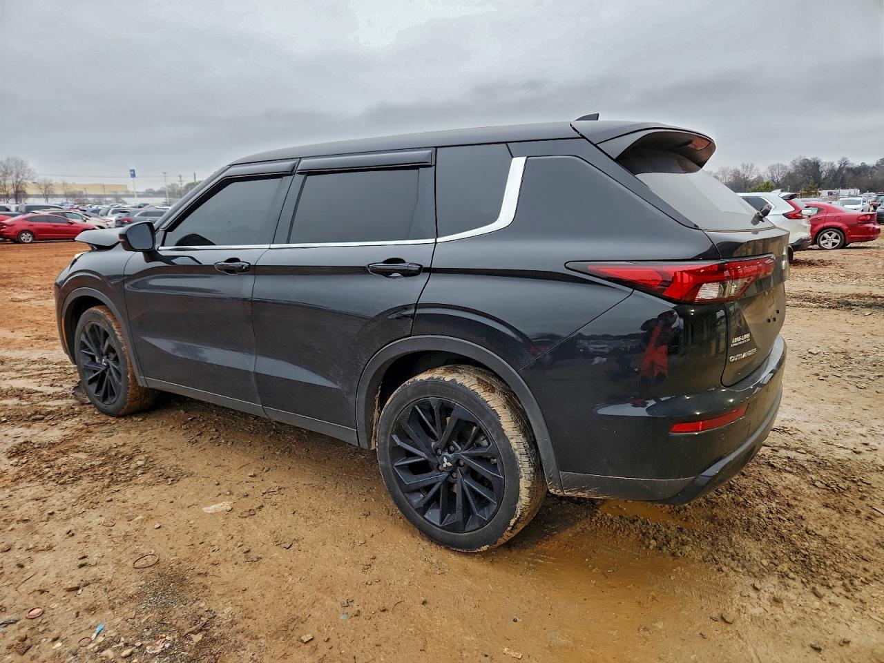 Mitsubishi Outlander Se Image 4