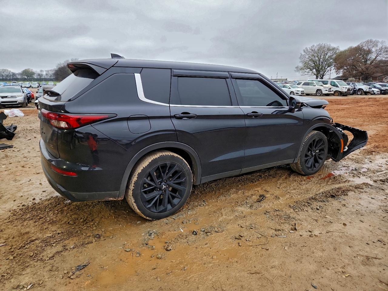 Mitsubishi Outlander Se Image 7