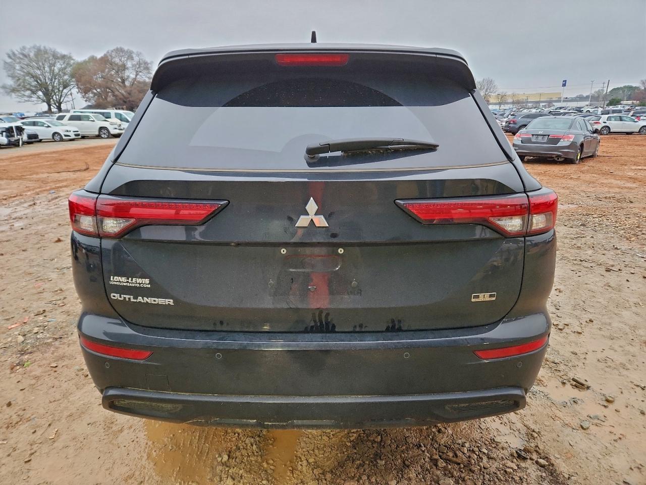 Mitsubishi Outlander Se Image 10