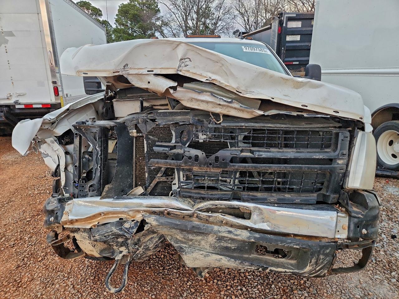 Chevrolet Silverado C3500 Image 4