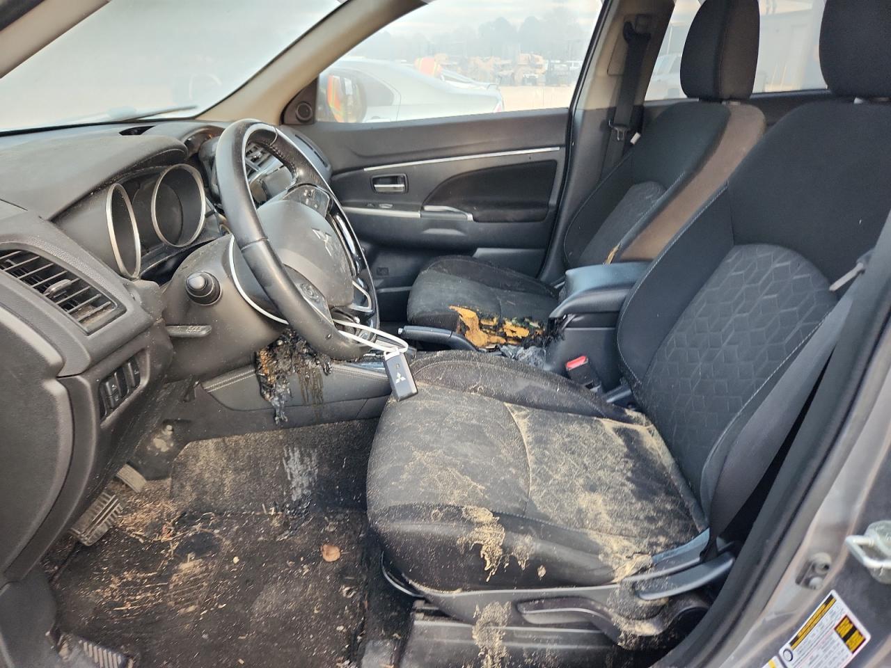 Mitsubishi Outlander Es Image 9