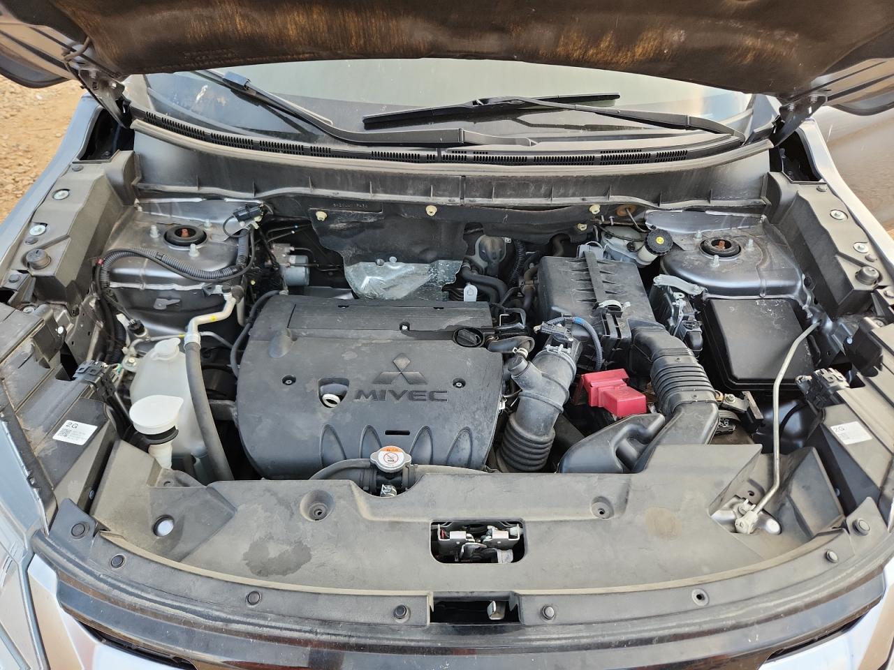 Mitsubishi Outlander Es Image 4