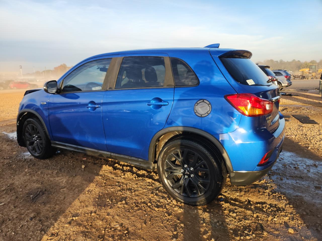 Mitsubishi Outlander Es Image 9