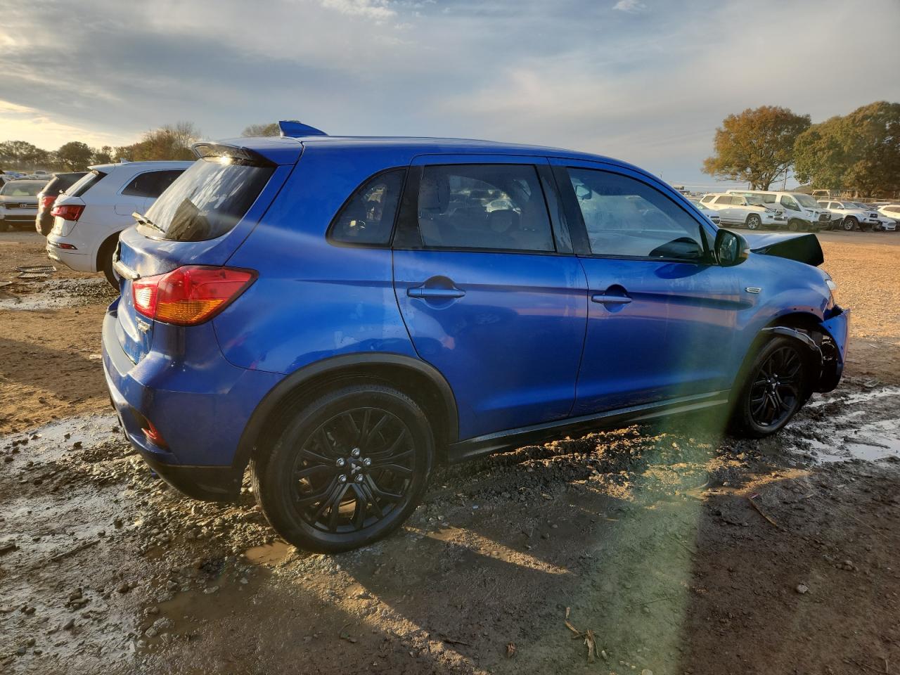 Mitsubishi Outlander Es Image 11