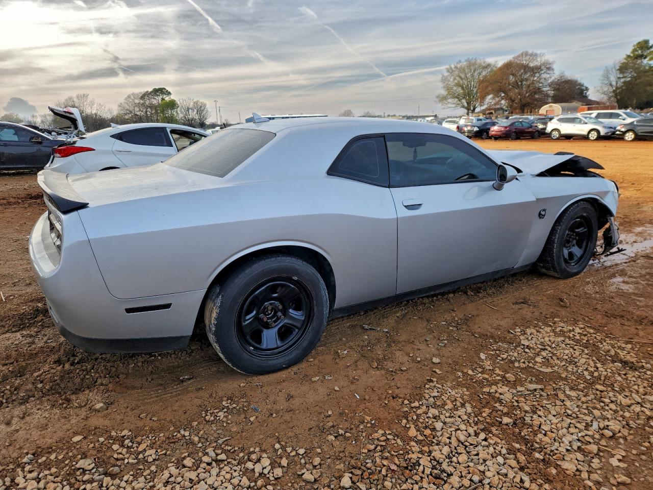 Dodge Challenger R/t Scat Pack Image 4