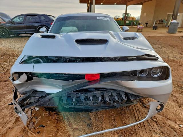 Dodge Challenger R/t Scat Pack Image 6