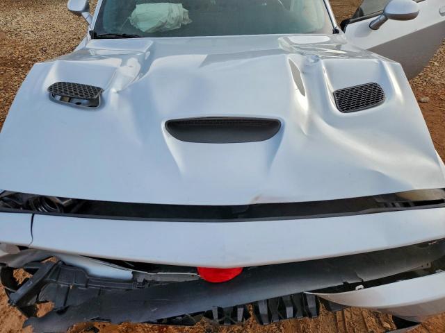 Dodge Challenger R/t Scat Pack Image 10