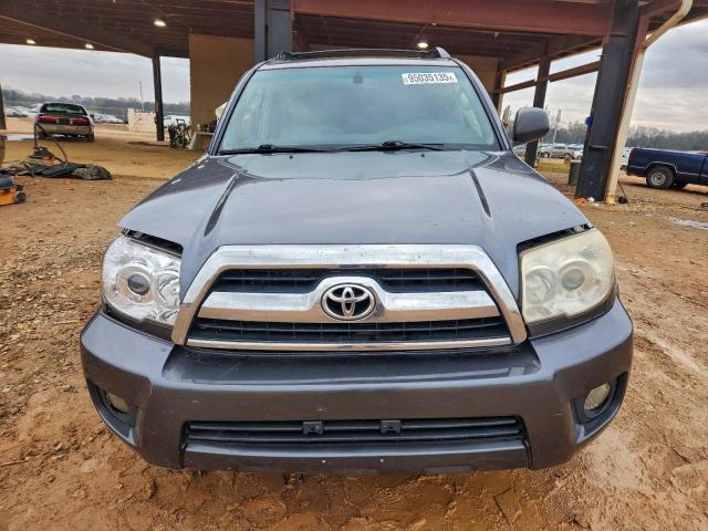 Toyota 4Runner Sr5 Image 3