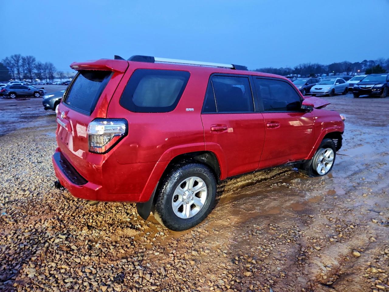 Toyota 4Runner Se Image 3