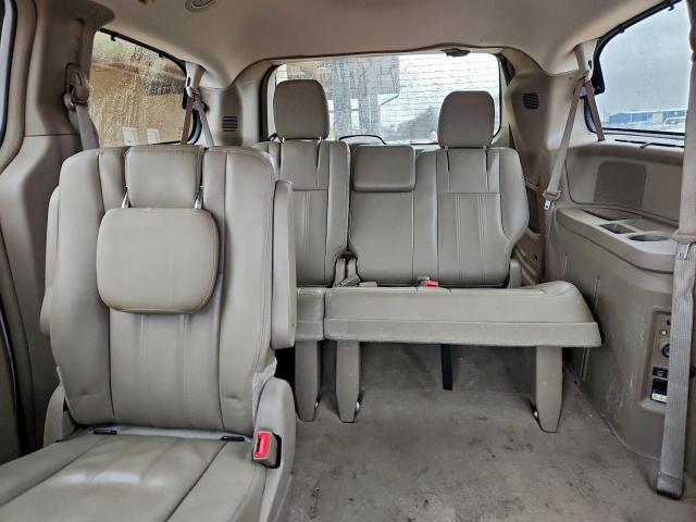 Chrysler Minivan Touring Image 11