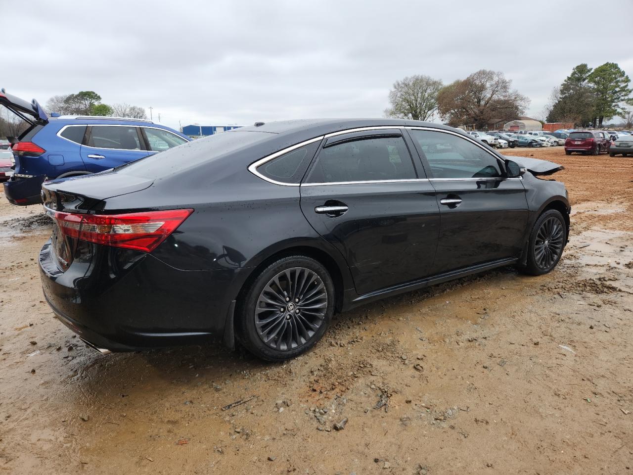 Toyota Avalon Xle Image 13