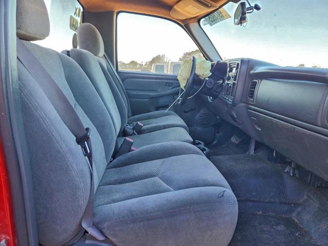 Chevrolet Silverado C1500 Image 2