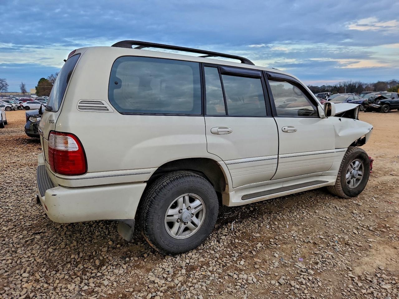 Lexus Lx470 470 Image 2