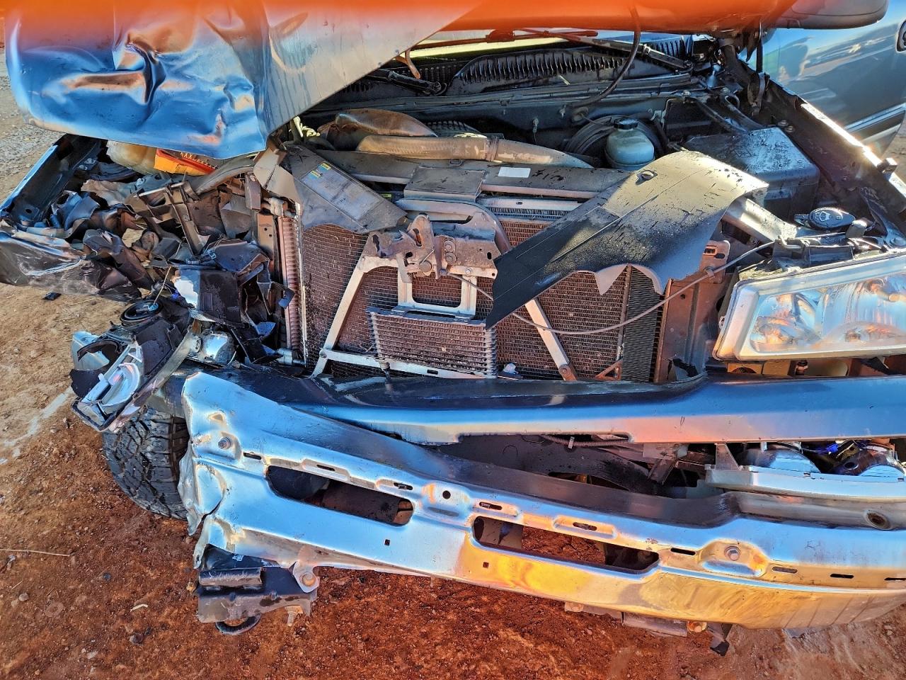 Chevrolet Silverado K1500 Image 7