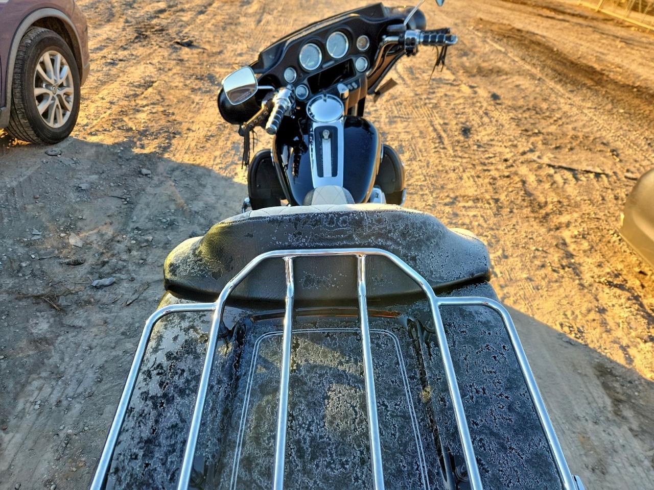 Harley-Davidson Fl Image 8